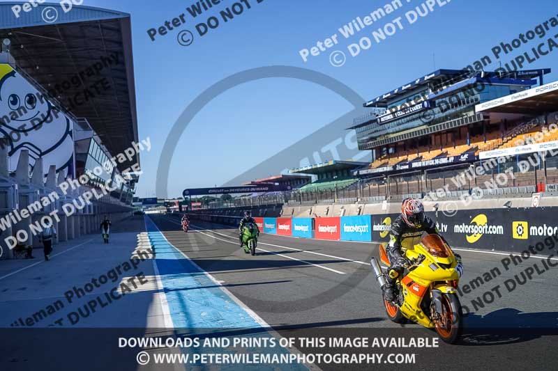France;Le Mans;event digital images;motorbikes;no limits;peter wileman photography;trackday;trackday digital images